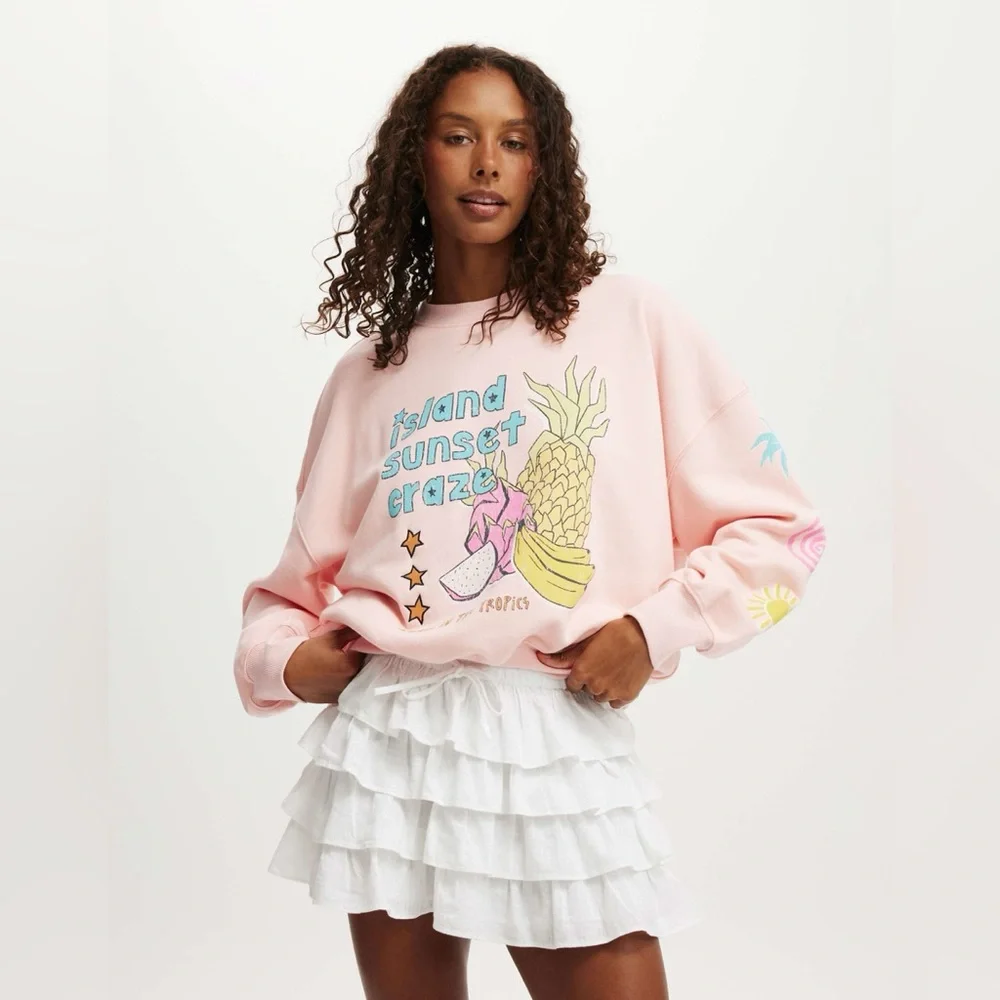 NWT cotton on tropical graphic crewneck